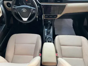 2017 تويوتا كورولا