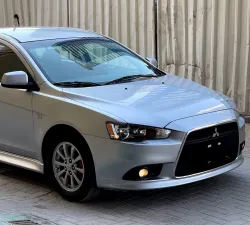2012 ميتسوبيشي لانسر