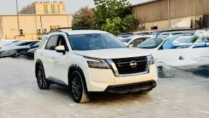 2022 Nissan Pathfinder