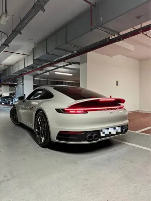 2021 Porsche 911 Carrera