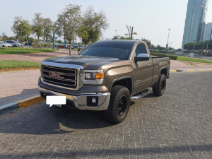 2014 GMC Sierra in dubai