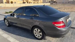 2010 مرسيدس-بنز آلفئة - C in dubai