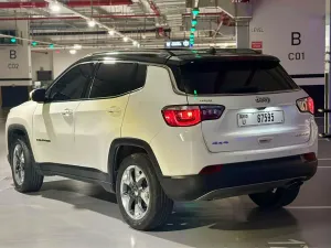 2018 جييب كومباس