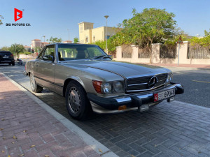 1988 Mercedes-Benz SL in dubai