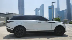 2018 لاند روفر رينج روفر فيلار  in dubai