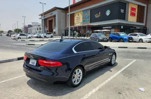 2016 جاكوار اكس اي