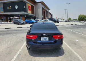 2016 جاكوار اكس اي