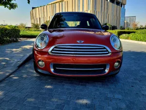 2013 Mini Cooper SE in dubai