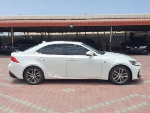 2019 Lexus IS