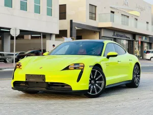2021 بورش تايكون 