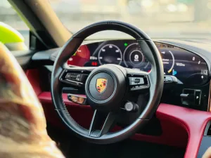 2021 بورش تايكون 