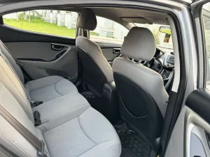 2012 Hyundai Elentra