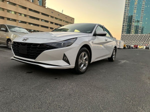 2022 Hyundai Elentra in dubai