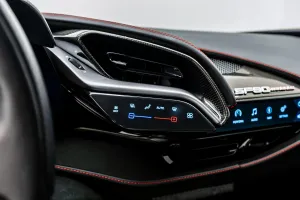 2021 فيراري اسف اف 90