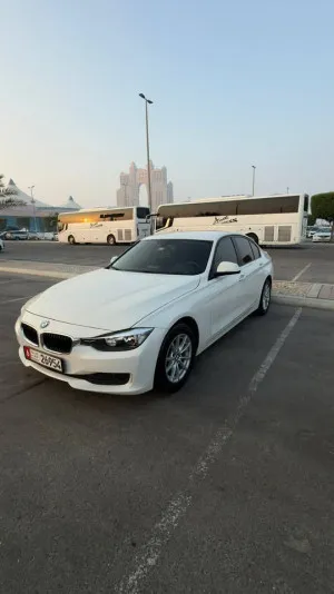 2015 بي أم دابليو الفئة - 3
