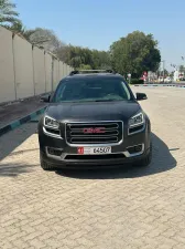 2017 GMC Acadia in dubai