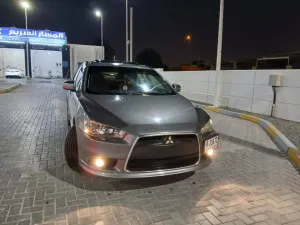 2015 ميتسوبيشي لانسر in dubai
