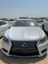 2013 Lexus LS 460 in dubai