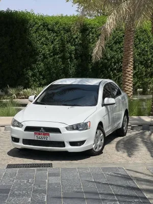 2014 ميتسوبيشي لانسر in dubai