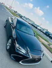 2019 لكزس ES - اي اس