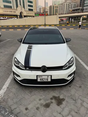2018 Volkswagen Golf in dubai
