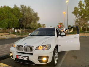2011 BMW X6 in dubai