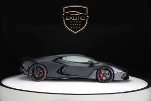 2024 Lamborghini Revuelto