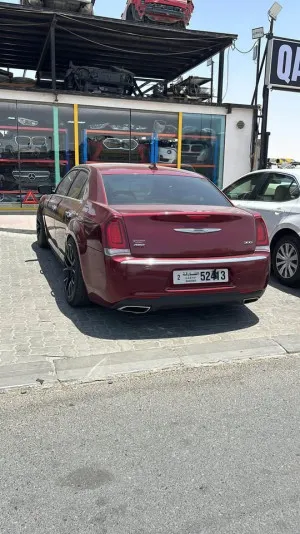 2018 كرايسلر ٣٠٠