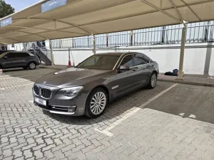 2013 بي أم دابليو الفئة - 7   in dubai