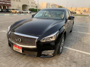 2019 Infiniti Q70 in dubai