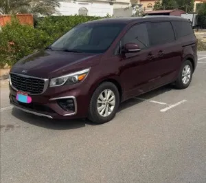 2016 كيا سيدونا in dubai