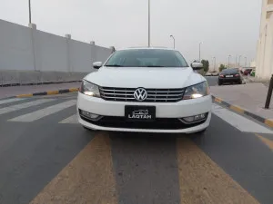 2015 Volkswagen Passat in dubai