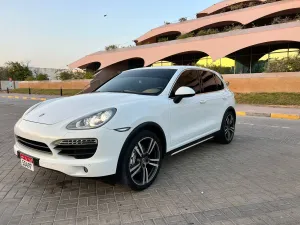 2013 Porsche Cayenne in dubai