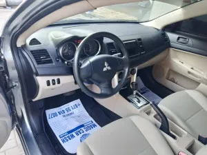 2017 Mitsubishi Sigma