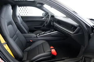 2025 Porsche 911 Carrera