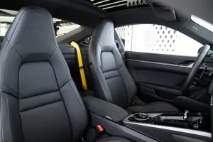 2025 Porsche 911 Carrera