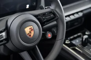 2025 Porsche 911 Carrera