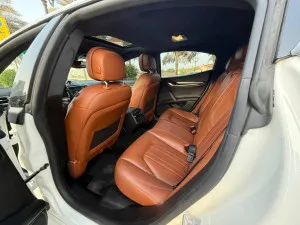 2015 Maserati Ghibli I