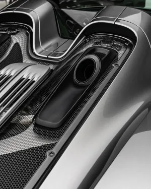 2015 Porsche 918 Spyder