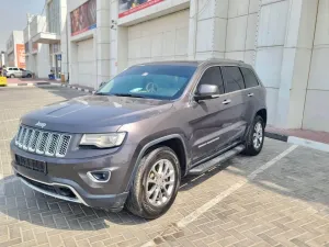 2015 Jeep Grand Cherokee in dubai