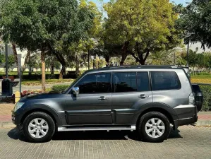 2015 Mitsubishi Pajero