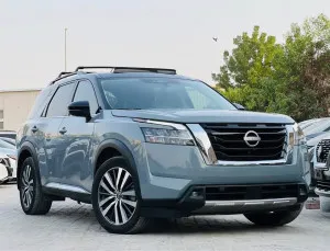 2022 نيسان باثفايندر  in dubai