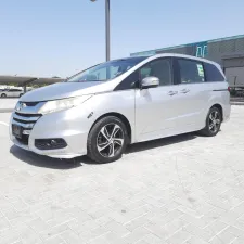 2015 هوندا أوديسي 