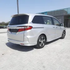 2015 هوندا أوديسي 