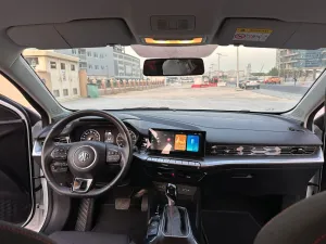 2022 MG GT