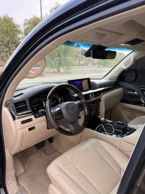 2017 Lexus LX 570