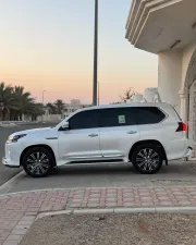 2021 Lexus LX 570