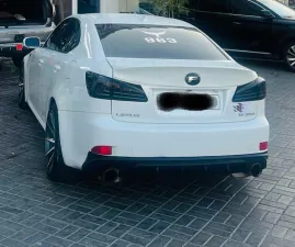 2010 لكزس اي اس