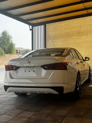 2020 Nissan Altima