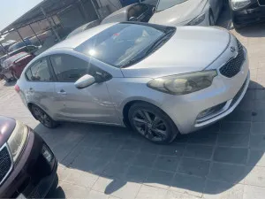 2016 كيا سيراتو